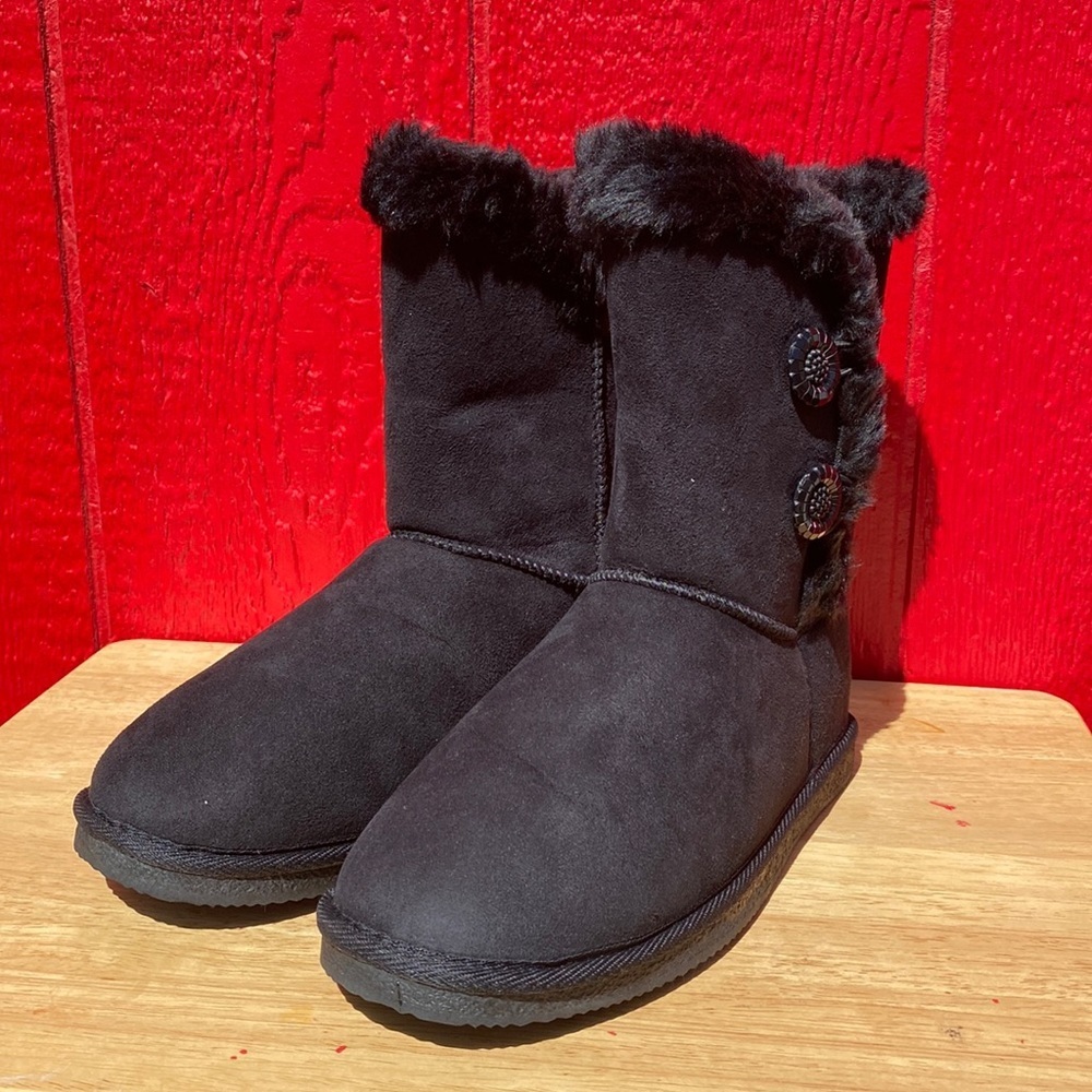 Shoedazzle Boots